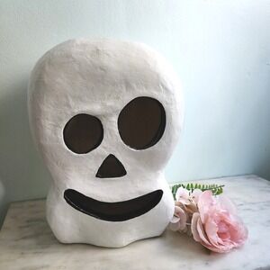 Pottery Barn Kids Paper Mache Skull Vase Halloween Bone Decor‎ White Black